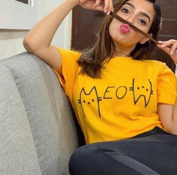 MEOW PRINTED HALF SLEEVES T-SHIRT - MUSTARD